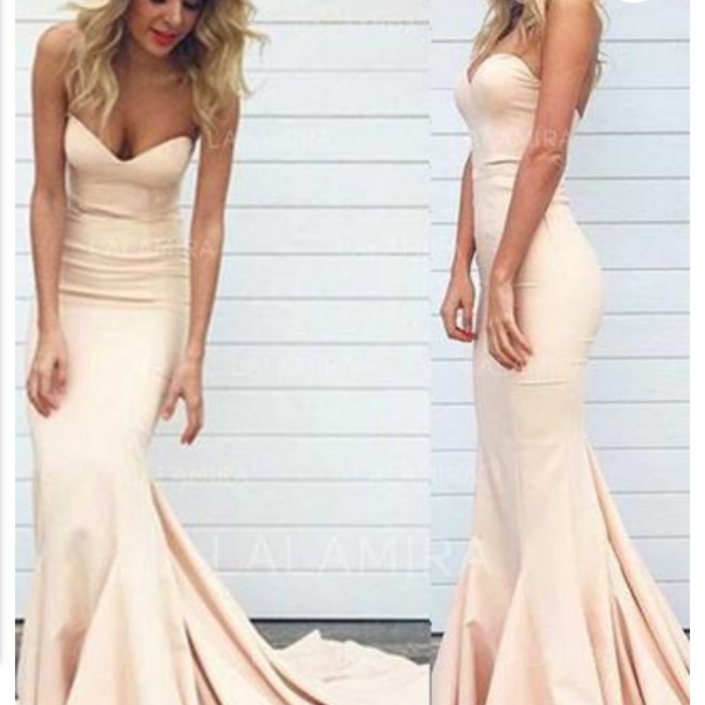 Mermaid/ trumpet evening dress